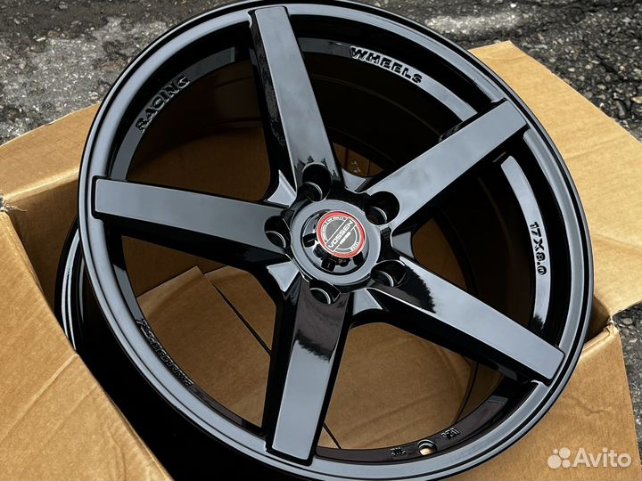 R17 Диски Vossen #Вогнутый 5x114.3 8J ET30