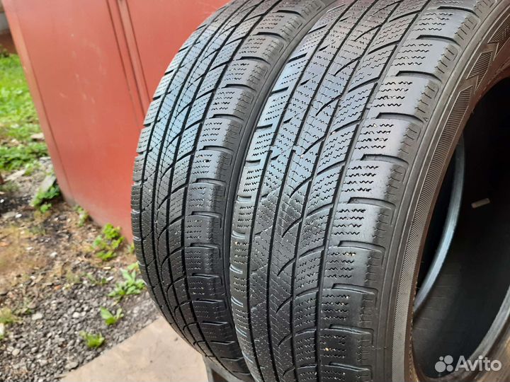Imperial S210 Ice Plus 225/65 R17 102H