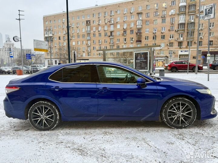 Toyota Camry 2.5 AT, 2021, 49 900 км