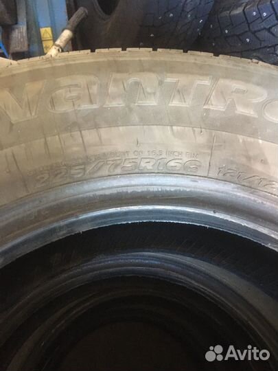 Hankook Vantra ST AS2 RA30 225/75 R16C