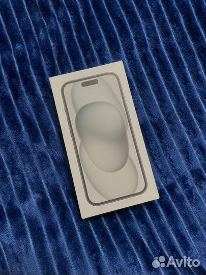 iPhone 15, 128 ГБ