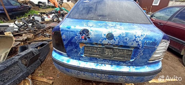 Крышка багажника skoda octavia тур