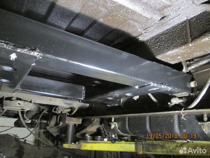 Траверса для установки раздатки газ 66 на газель