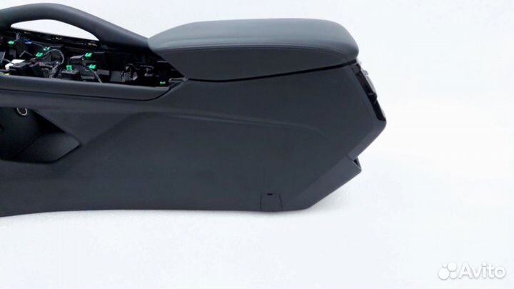 Б/У Б/У Центральная консоль Состояние отличное