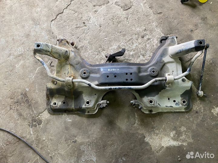 Подрамник Opel Corsa D