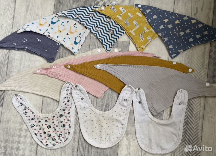 Отдам слюнявчики