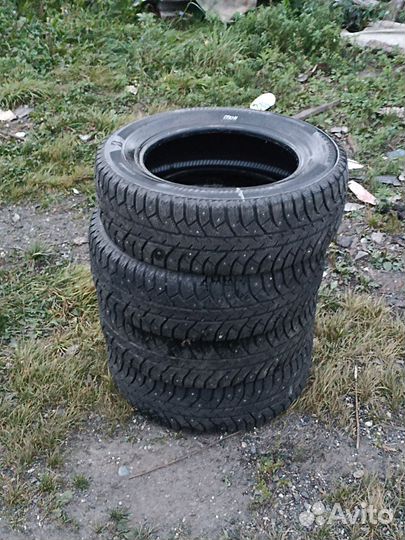 Bridgestone Ice Cruiser 7000S 195/65 R15