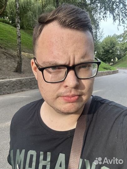 Помощник Логиста