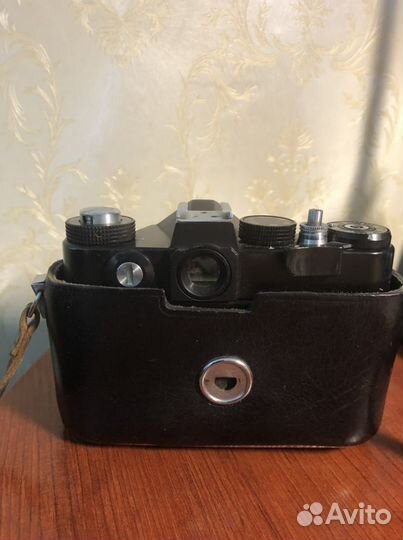 Зеркальный пленочный фотоаппарат Зенит TTL