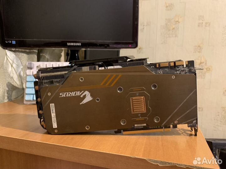 Видеокарта gtx1080ti aorus 11gb