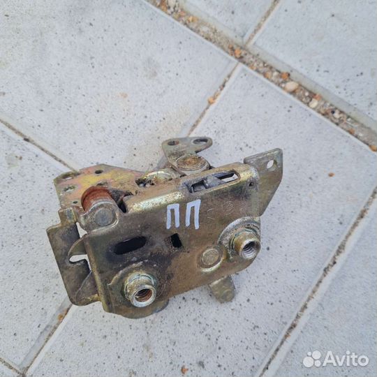 Замок двери Skoda Felicia 1998 передний правый