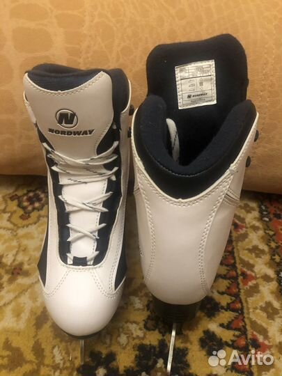 Коньки женские 37 размер