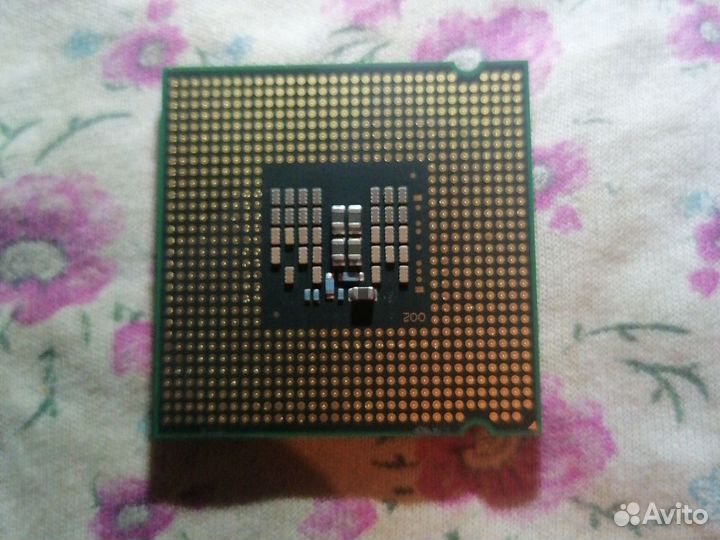 Процессор на 775 сокет Intel Core 2 Quad Q9400