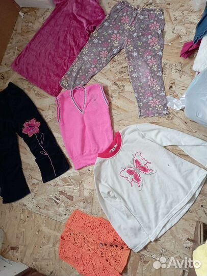 4 пакета одежды на девочку от 5 до 7 лет размер