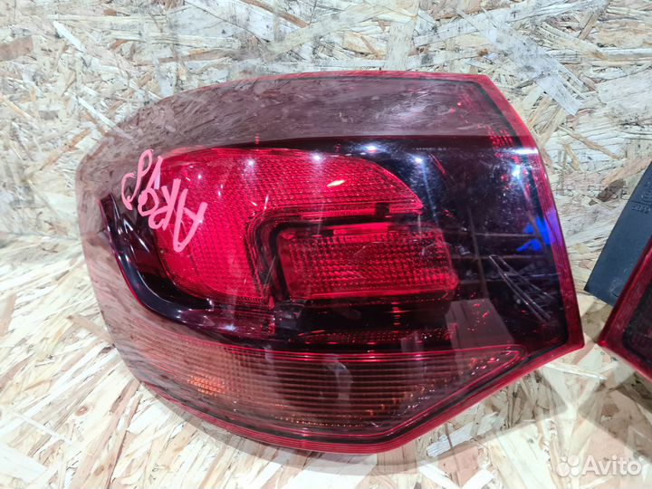 Задние фонари, стопы Opel Astra J универсал