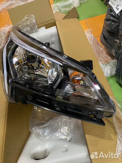 Фара KIA RIO X (X-line) 20- RH/LH