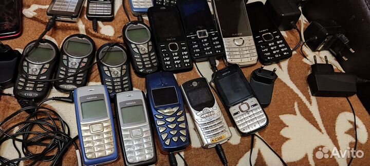 Кнопочные телефоны,Мобильные телефоны,смартфоны
