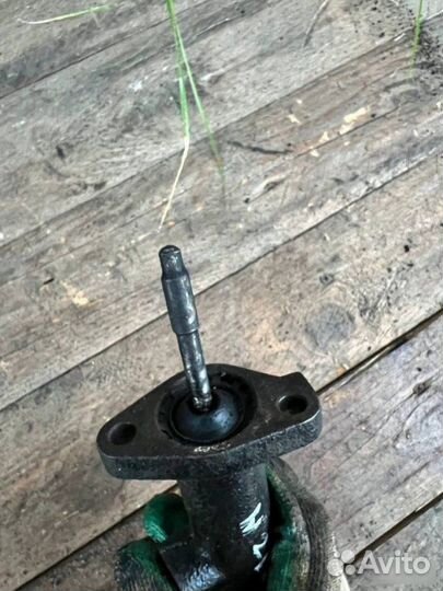 Рабочий цилиндр сцепления Mercedes-Benz E W210