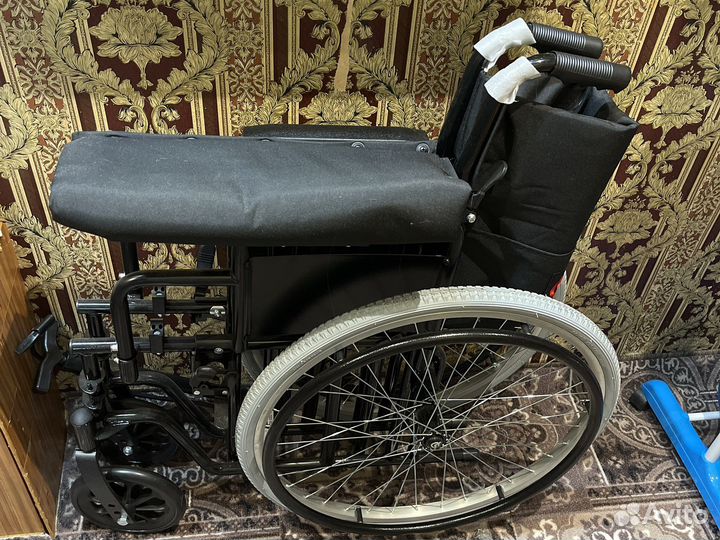 Инвалидная коляска новая