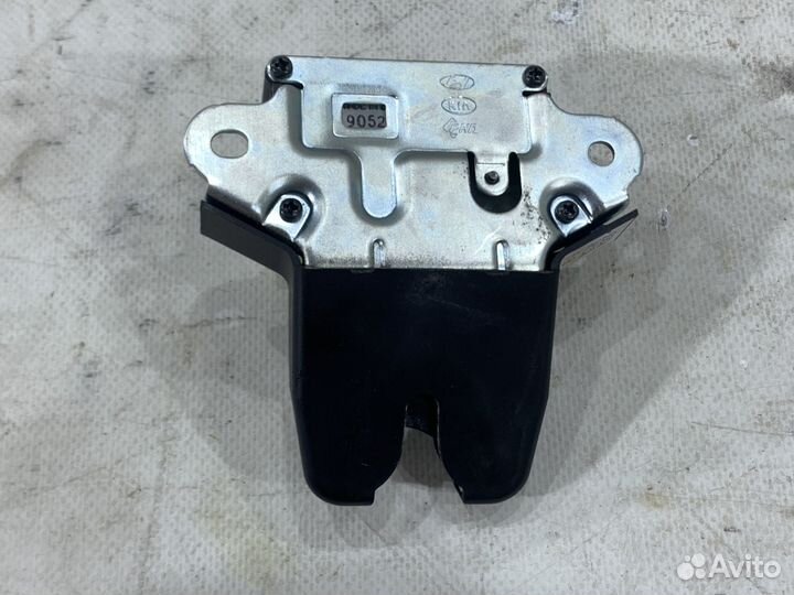 Замок багажника KIA K5 DL3