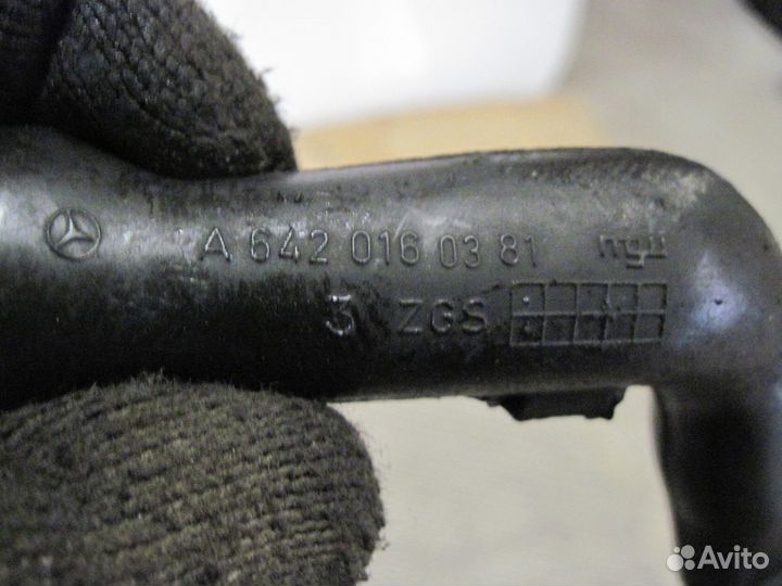 Патрубок картерных газов Мерседес 3.0 дизель ом642