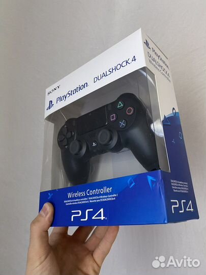 Геймпад dualshock 4 v2 черный новый
