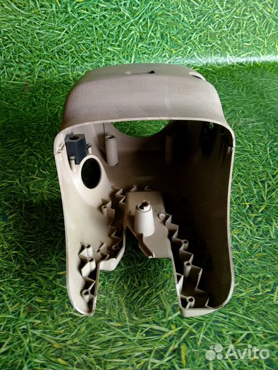 Кожух рулевой колонки Мазда MPV 2005г 2.0