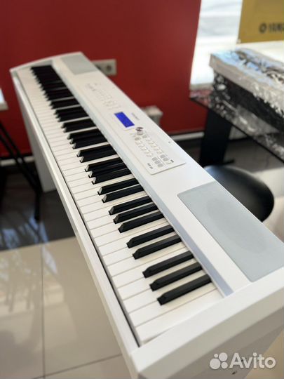 Цифровое пианино