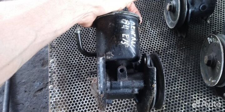 Насос гур Nissan Sunny B11 E13 E15 E16