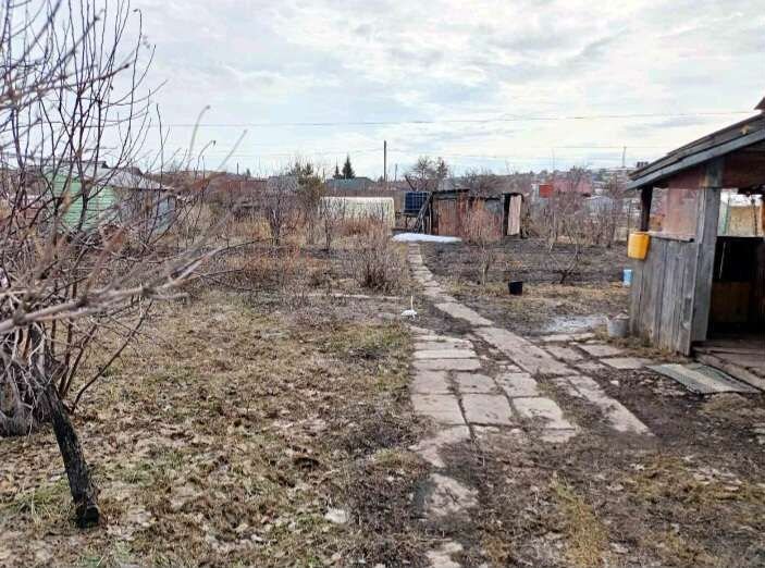 Дача 20 м² на участке 6 сот.