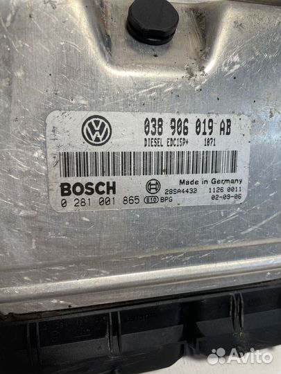 Блок управления двигателем Volkswagen Sharan