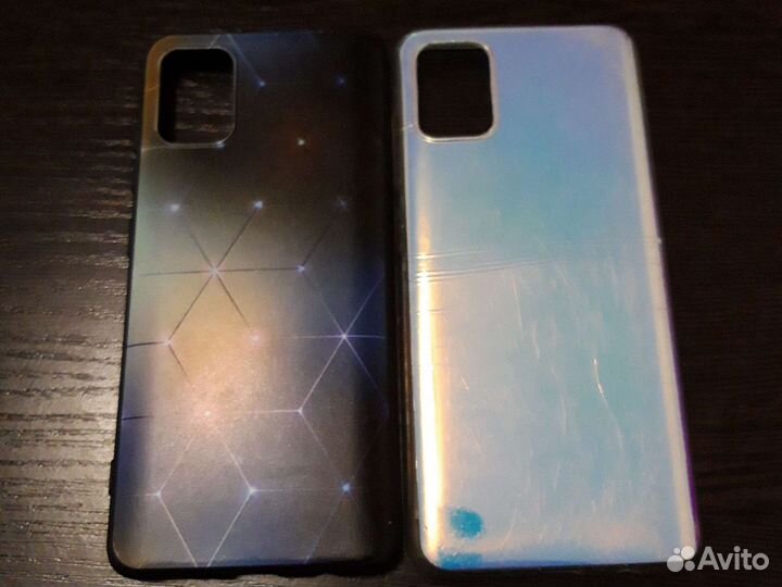 Чехол на телефон