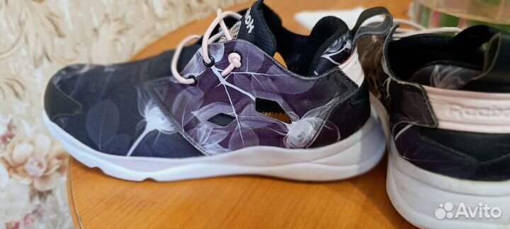 Кроссовки reebok женские 38 размер