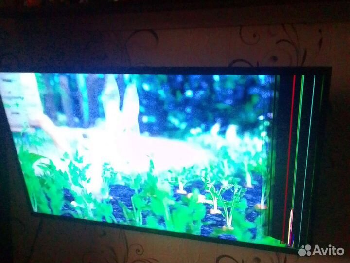 Телевизор на запчасти