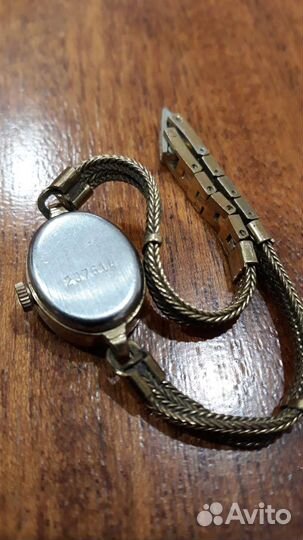 Часы женские 