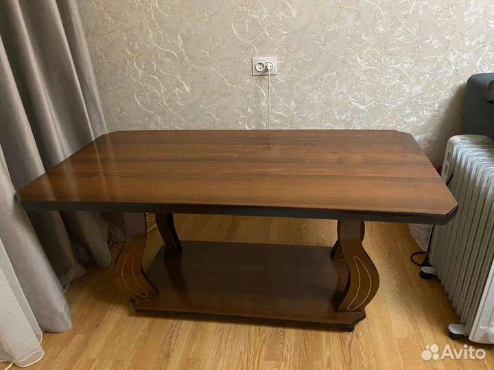 Журнальный стол