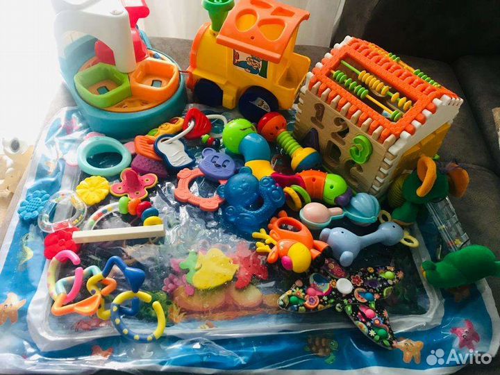 Развивающие игрушки пакетом