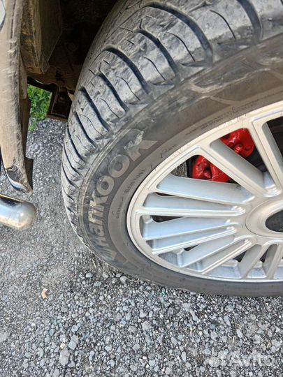 Hankook Ventus ST RH06 305/45 R22