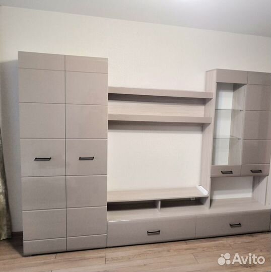 Новая гостиная стенка в наличии