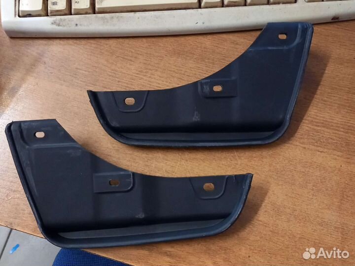 Брызговики передние Renault Scenic 3 с 2009 г.в