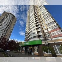 Помещение с арендатором - 273 м²