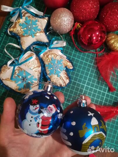 Новогодние игрушки