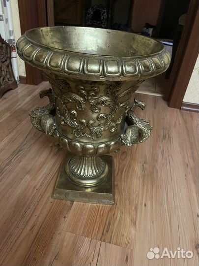 Кашпо напольное