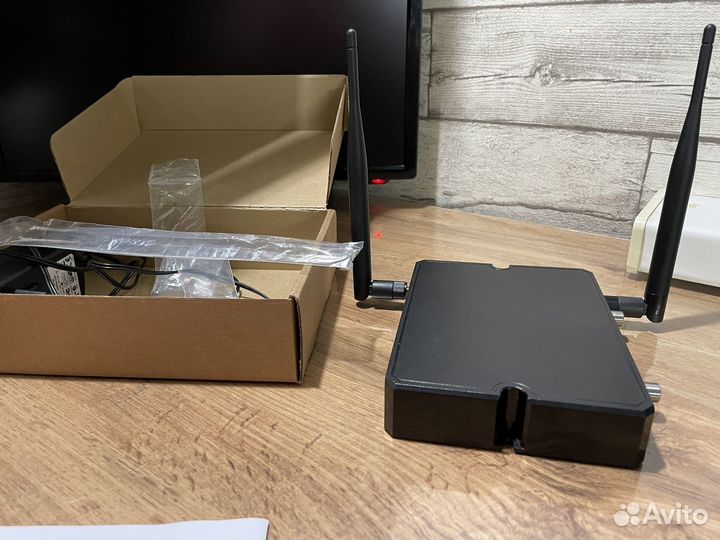 Wifi роутер 4g модем Kroks Rt-Cse m4 + антенна