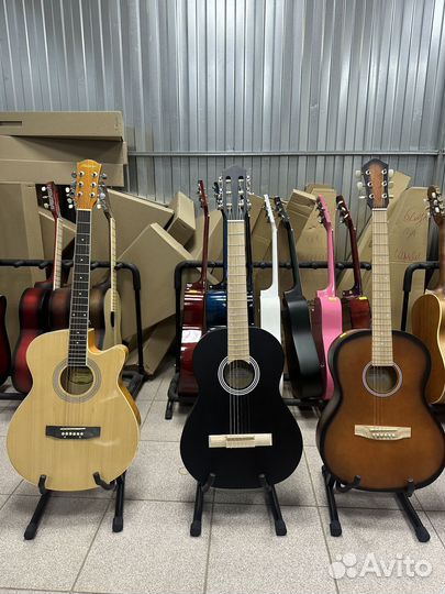 Гитара Amistar