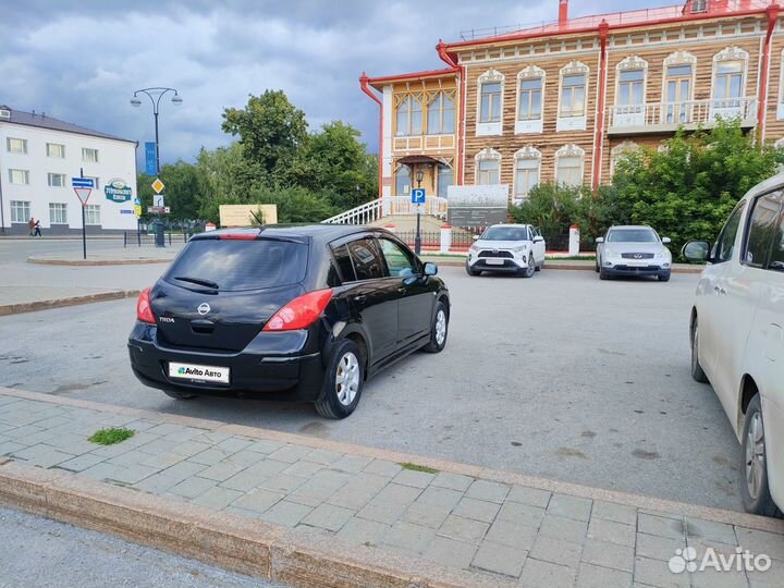 Nissan Tiida 1.6 МТ, 2011, 180 000 км