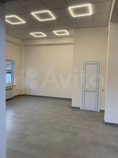 Торговая площадь, 55 м²