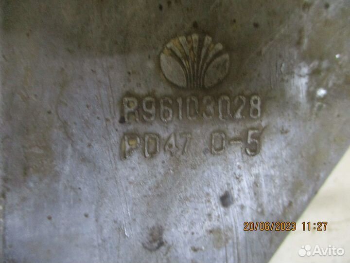 Кронштейн генератора Дэу Нексия n150 (2011)