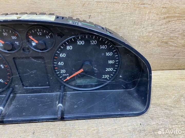 Панель приборов VW Transporter T5 дизель 112245