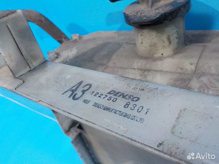 Диффузор радиатора в сборе toyota Avensis (T250) 2